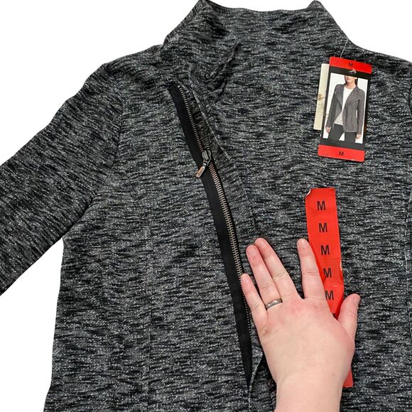 G.H. Bass & Co Heather Gray Sporty Asymmetrical Zip Sweater sz M Mock Neck - Picture 3 of 13